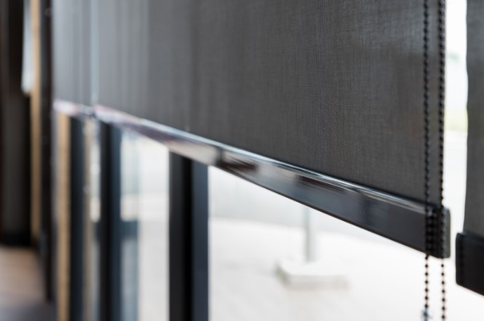 економія з ролетами